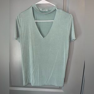 Flowy and soft Deep V shirt with neckline